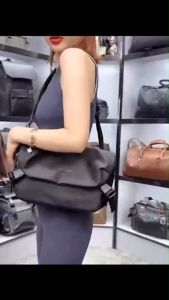 กระเป๋าสะพายข้างผู้ชาย กันน้ำได้ ใส่ที่กระเป๋าเดินทางได้