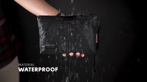 Tas Tangan Pria Cowok Laki Clutch Bag Wanita Cewek Hand Bag Pouch Bag Waterproof Clucth Bag Pria Handbag Pria Anti Tahan Air Warna Hitam