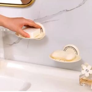 พร้อมส่ง กล่องสบู่ แบบกลวง ถ้วยดูด กันชื้น กันลื่น ระบายน้ํา เข้าง่าย สําหรับห้องน้ํา TA02