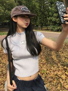 สไตล์อเมริกัน Ice ผ้าไหม เสื้อยืดถักแขนสั้นผู้หญิง ฤดูร้อน Pure Desire เผ็ด เด็กผู้หญิง High End Sensation Inner Wear Short เสื้อท่อนบน