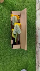 Solar Sunflower Stake Lights for Outdoor Patio Pathway Walkway Landscape Yard Cemetery Grave Decorations Solar Garden Light