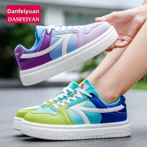 DANFEIYAN | Bouncy Breathable Professional Shuttlecock Shoes
