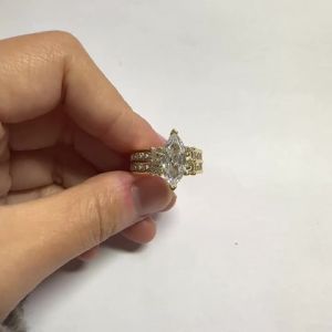 Huitan Luxury Gold Color Marquise Cubic Zirconia Rings Women for Wedding Bands Accessory Anniversary Gift Fashion Party Jewelry
