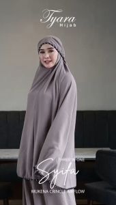 Mukena Crinkle Polkadot 3in1 & Hijab Moslemwear