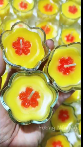 Nến bơ cúng dường 12 ly thủy tinh - cháy lâu 5-6h - nến vàng kim tuyến & charm hoa đào đỏ - thờ Phật lễ Vu Lan