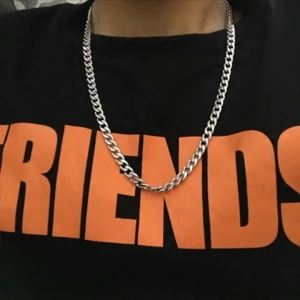 <1122> Kalung Keluli Tahan Karat Emas Penyaduran Aksesori Gantung Helang Lelaki Keluli Titanium Borong Perhiasan Fesyen Eropah dan Amerika