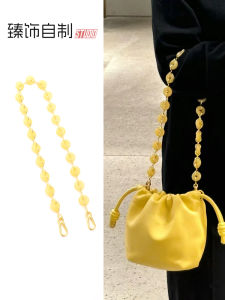 Loewe Roewe ใหม่ หวาน กระเป๋า Donut Chain สายคล้อง กระเป๋าใต้วงแขนเข็มขัดอุปกรณ์เสริม ฤดูร้อน 2024 แฟชั่นเครื่องประดับ หนัง สินค้า