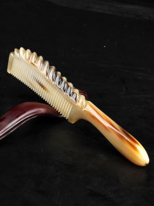 Natural Large White Buffalo Horn Comb Pure Home Use Anti-static Massage Comb Engraved Tsubo Meridian Massage Family Health