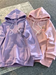 เสื้อฮู้ดสีม่วง ทรงหลวม แขนยาว สำหรับผู้หญิง แฟชั่นฤดูใบไม้ผลิและฤดูใบไม้ร่วง พิมพ์ลายการ์ตูน ทรงหลวม โพลีเอสเตอร์ 95%