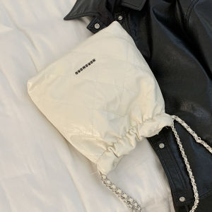 Carle 2023 New Fashion Bucket Bag Womens Premium Quality Small Versatile Silver Bags with Crossbody Shoulder Strap