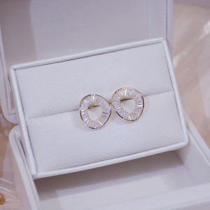 Huitan Simple Stylish O Stud Earrings Piercing Office Ladys Versatile Accessories Good Quality Brilliant Cubic Zirconia Jewelry