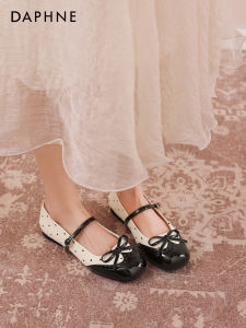 Daphne | French Style Ballet Mary Jane Flats with Polka Dots and Bow
