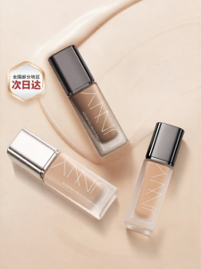 UNNY CLUB | Long-lasting Oil Control Moisturizing Concealing Foundation