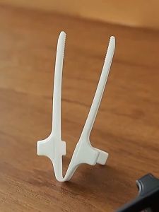 Sumpit Gamers: Alat Penjepit Makanan Snacks & Chopsticks Gaming Finger Chopsticks