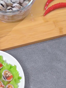 Tang Alat Kupas Pembuka Pemecah Cangkang Kerang Tiram Kepiting Kenari NS99