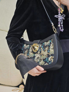 New 2025 Luxury Leather Crossbody Bag Underarm Traditional Chinese Style Womens Handbag Soft Polyester Lining Zipper Closure