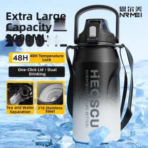 Insulated Large Capacity Water Bottle 2L
