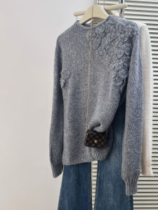QINGNAER | Gentle Grey Knit Sweater with 3D Flowers and Long Sleeves