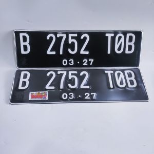 PLAT NOMOR MOBIL STANDAR LOGO TIMBUL WARNA CAT DASAR HITAM