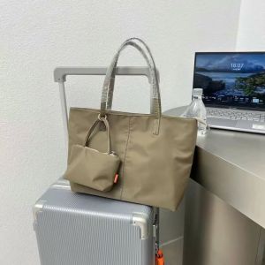 Nylon Tote Bag Large Capacity Pure Color Simple Korean Style Commute Style Commuter Bag Canvas Satchel Large Bag Japanese Leisure