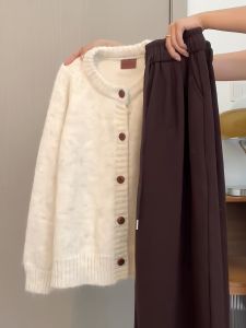 Áo Len Cardigan Dệt Kim Màu Be Rộng Rãi Cho Nữ Mùa Thu 2025 Áo Khoác Ngoài Phong Cách Hàn Quốc Thường Ngày Áo Khoác Ngoài Thời Trang