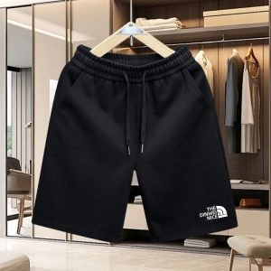 กางเกงขาสั้นลำลอง American Style Summer ใหม่ กางเกงขาสั้นกีฬาสำหรับทั้งชายและหญิง 5 จุด หลวม หลากหลาย กางเกงขายาว