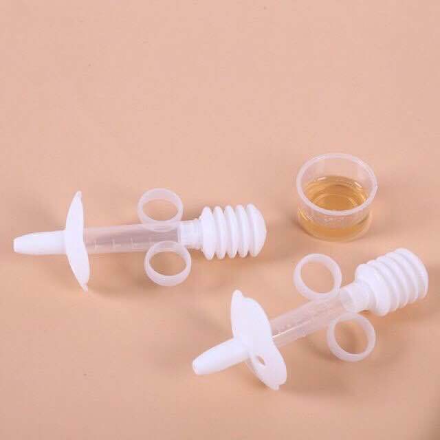 D%E1%BB%A5ng%20c%E1%BB%A5%20cho%20b%C3%A9%20u%E1%BB%91ng%20thuoc%20u%E1%BB%91ng%20s%E1%BB%AFa%20an%20to%C3%A0n%20-%20Image%203