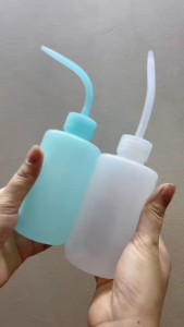 Chai Đựng Nước Vệ Sinh Mi_Chai Nước Rữa Mắt Pet Đựng Nước Có Vòi-Bình Nhựa Đựng Nước Tưới Nước Cây Hoa Cảnh Vòi Cong 150ml_Dụng Cụ Nối Mi
