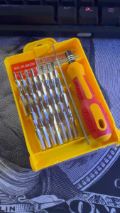 Bộ Tua Vít Đa Năng 32 Chi Tiết – Sửa Chữa Điện Thoại Laptop Đồng Hồ Đa Dụng Tiện Lợi