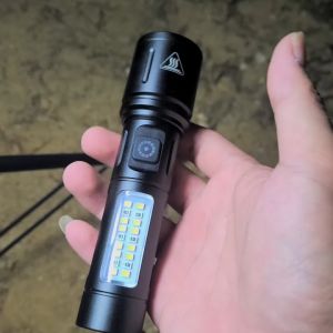 Đèn Pin Cầm Tay Siêu Sáng XPE A4 Thiết Kế Kim Loại Chắc Chắn Chiếu Gần Zoom Xa Với 6 Chế Độ Sáng Tiện Lợi Tích Hợp Sạc T