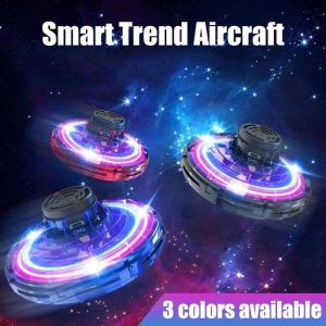 Flynova Mini Gesture Sensing ควบคุม UFO เครื่องบิน Flying Spinner นิ้ว Gyro เกมของเล่น Led ปลายนิ้วเที่ยวบินของเล่น