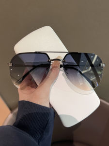 แว่นกันแดดนักบินมีสไตล์สําหรับผู้ชายและผู้หญิงรุ่นใหม่ปี 2024 ป้องกันรังสียูวีเหมาะสําหรับการขับขี่และฤดูร้อน