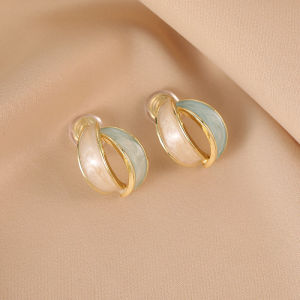 ต่างหูแบบคล้องหูสไตล์ฝรั่งเศสย้อนยุคแบบเรียบง่าย ดีไซน์เฉพาะตัว ไม่ต้องเจาะหู สำหรับผู้หญิง เครื่องประดับแฟชั่น เครื่องประดับหูแบบคล้องหู