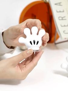 ชั้นวางแปรงสีฟัน ที่เก็บแปรงสีฟัน แบบแขวน ลายการ์ตูนมิกกี้ ปาล์ม ไร้รอยต่อ สําหรับตกแต่งบ้าน ไม่ต้องเจาะผนัง แบบเหนียว ปาล์มน่ารัก วัสดุพีวีซีนุ่มหนาและเต็ม