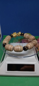 Beautiful Powerful Gold Plated Pi Xiu+ Relic Stone(the natural Holy Stone)+ Six-Syllable Mantra Bead Bracelet Good for Fengshui and Wealthy Luck Improvement. 非常精美镀金招财貔貅+龙宫舍利化石+六字大明咒手串(请细读以下关于此圣物介绍)