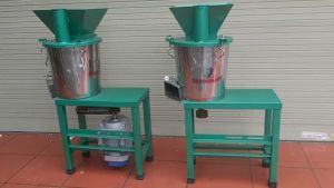 MÁY XAY NGHIỀN ĐA NĂNG  3 TẦNG DAO  NGHIỀN ĐA NĂNG