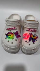 ชุดตัวติดรองเท้า จิ์บบิทรองเท้ามีรู มีพร้อมส่ง อุปกรณ์เสริมรองเท้า