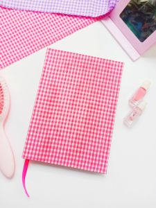 Notebook A5 motif kotak pink Alat Tulis Buku Tulis Jurnal Diary