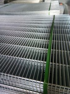 Encrypted 1.2 Small Long Hole Bird Cage Special Mesh Plate Pigeon Cage Galvanized Welding Breeding Hamster Flower Rack Grid