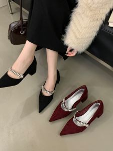 รองเท้าส้นเตี้ย Mary Janes ทรงหัวแหลม ดีไซน์เก๋ไก๋สำหรับผู้หญิง รองเท้าส้นเตี้ยแบบสวมสบาย สไตล์เกาหลี รองเท้าแฟชั่นฤดูใบไม้ผลิ 2025