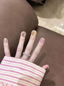 Dopamine Rainbow Mermaid Bead Handmade Wearable Nails Cute Girl Heart Whitening Detachable Short Student Party Nail Art