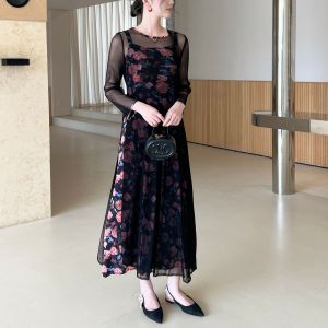 Miyake Pleated Dress: A High-End Hepburn Style for Summer 2025