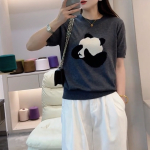QINGNAER | Loose Fitting Slim Cartoon Print Knit Top