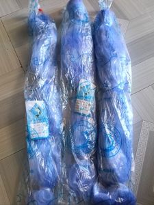 Ruột lưới cá nhọn 7 phân 0.12mm. Màu xanh.