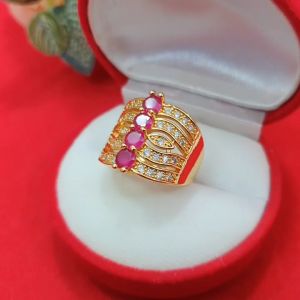 แหวนทองฝังทับทิม แหวนพลอย แหวนทอง แหวนแถว แหวนเสริมบารมี ความสำเร็จ ใส่ออกงานได้ ทองชุบ ทองปลอม ไม่ลอกไม่ดำ ใส่อาบน้ำได้