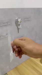 KLIMO Wall-Mounted Bathroom Tissue Holder Punch-free Plastic Household Storage Rack Supplies