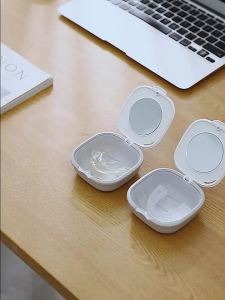 FaSoLa | Orthodontic Retainer Case Portable for teeth retainer