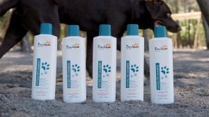 [B1G1 Promo] Touchpaw Premium Natural Pet Dry Shampoo Powder for Dogs & Cats Deodorizing & Odor Eliminating Formula 60g