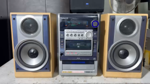 Bán Dàn Nghe Nhạc Vip Aiwa XR _ MD710 Bãi nhật đẹp hát cực hay tăng bass trép mua ip cho shop zá 1tr4 thôi ip để mua hàng