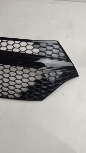 [READY STOCK] Perodua Axia 2023-2025 Front Bumper Top Grille Grill Sarung Depan (Honeycomb Style) (Glossy Black)